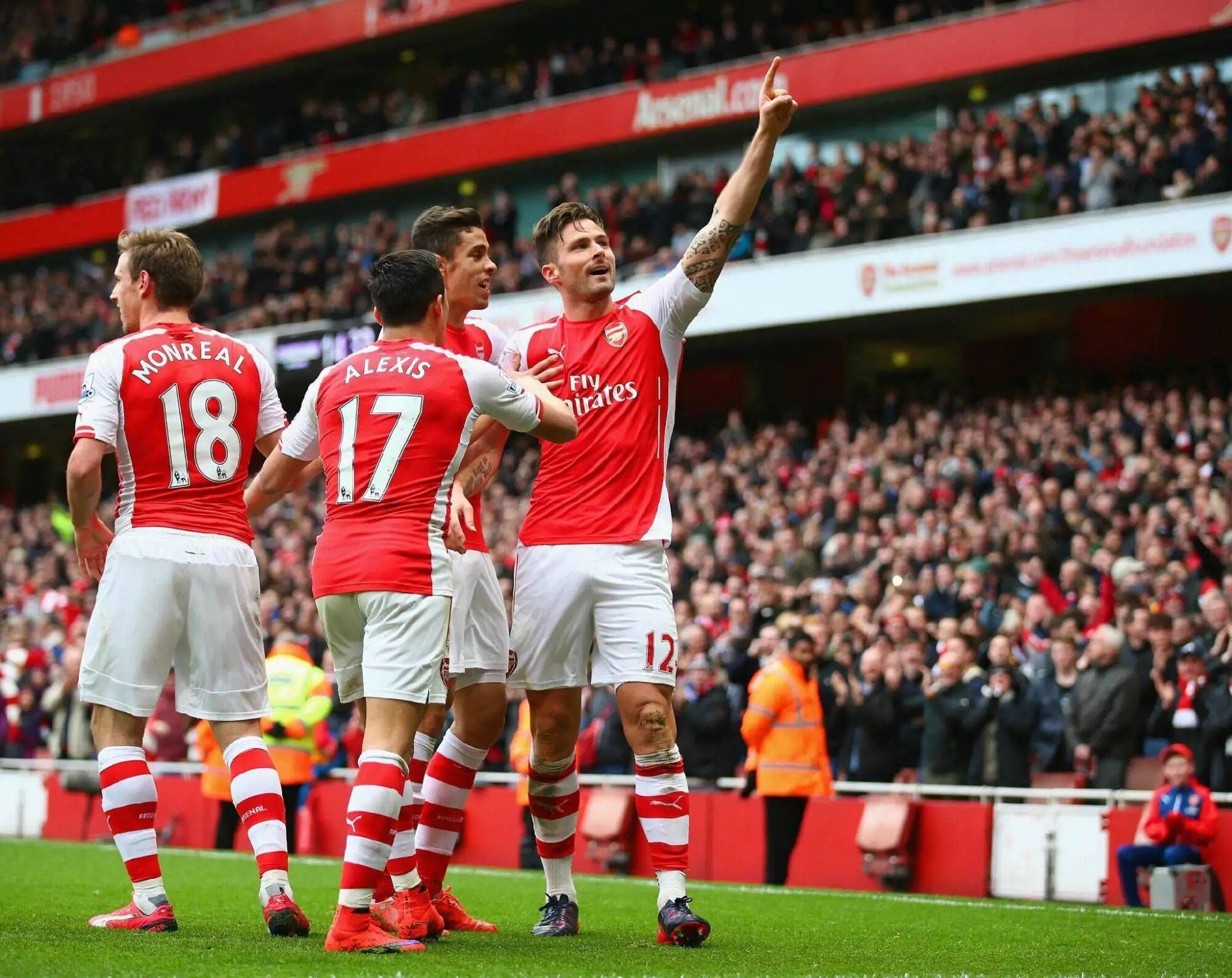 杜兰特又来随份子钱了，参加比尔的婚礼，气质出众，何时能回本？